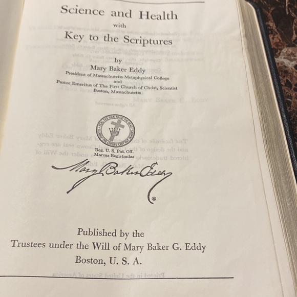 Science and Health with Key to the Scriptures by Mary Baker Eddy 1934 - Picture 6 of 12